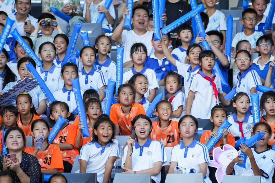 吉祥物, bt, 大运中心体 吉祥物, bt, 大运中心体